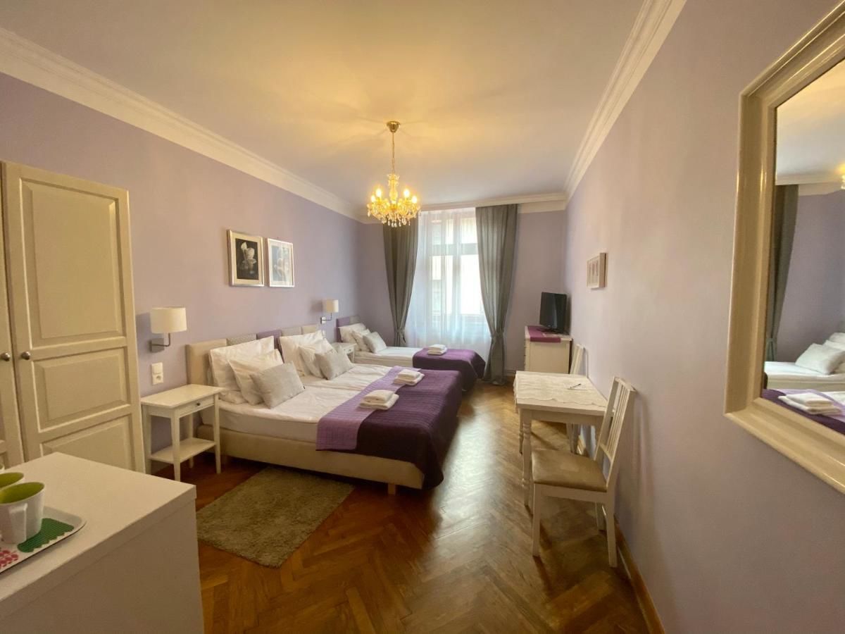 Апарт-отели City Center Rooms and Apartments Gołębia 8 Краков